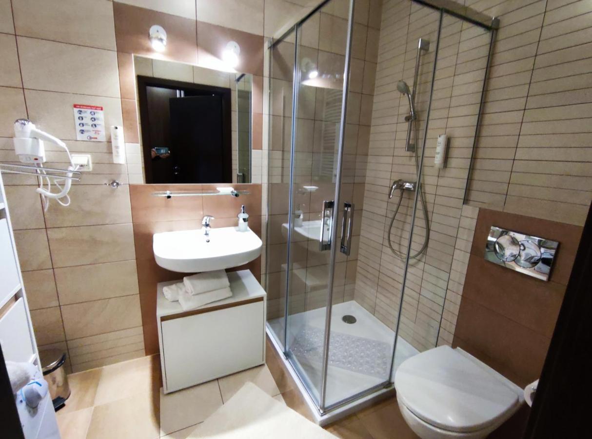 Apartament Przy Hotelu Aquarius Kołobrzeg Eksteriør bilde